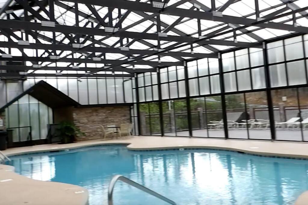 Beary Tale! Your Happily Ever After Starts Here! Sevierville Exterior foto