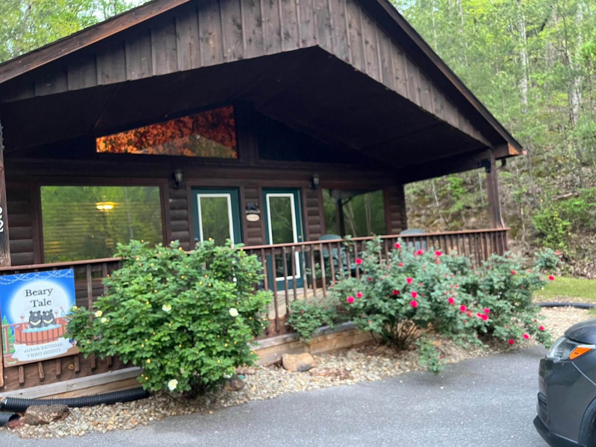 Beary Tale! Your Happily Ever After Starts Here! Sevierville Exterior foto